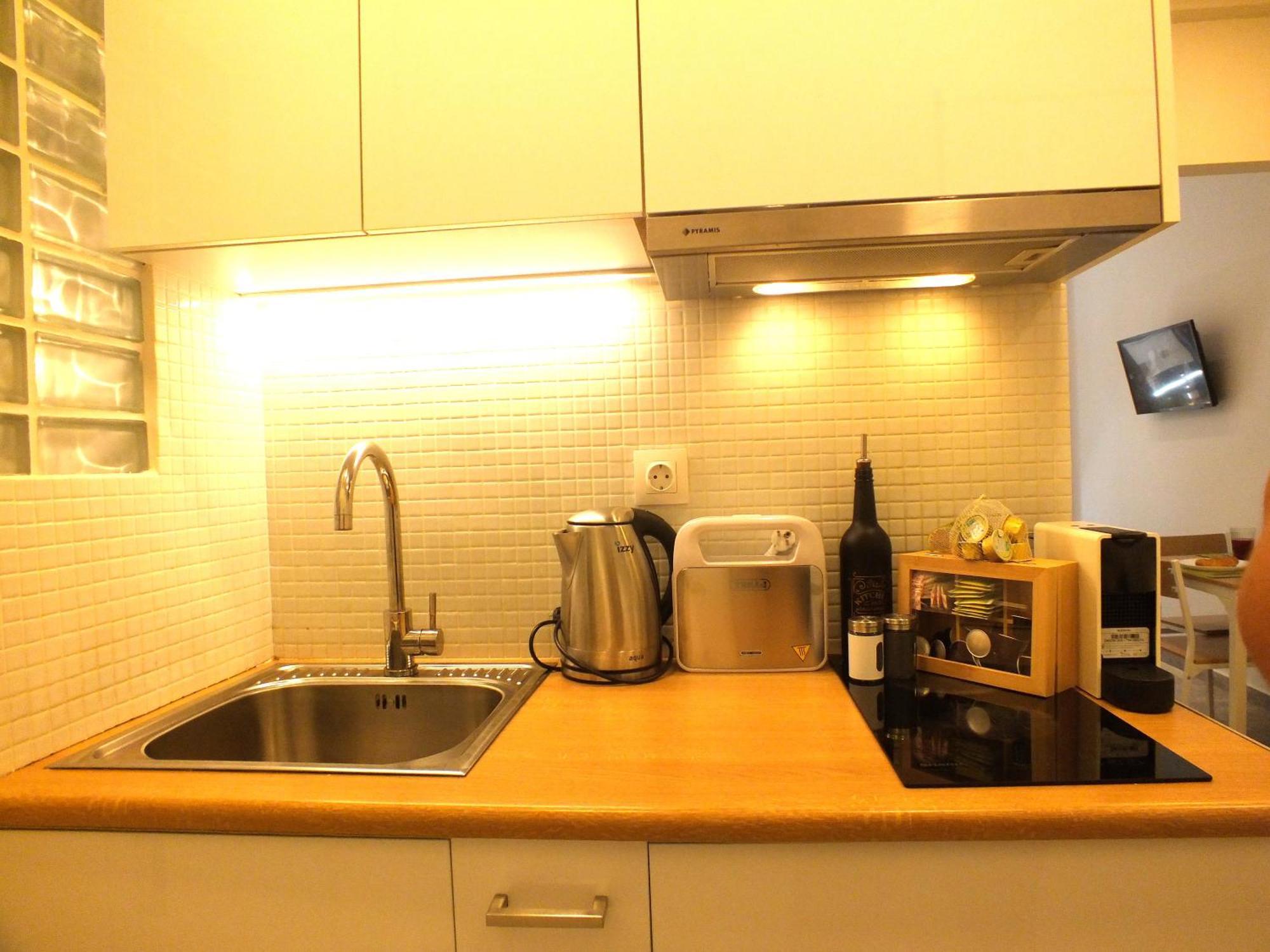 Cozy Apartment At Panormou Metro, Athens City Center ภายนอก รูปภาพ